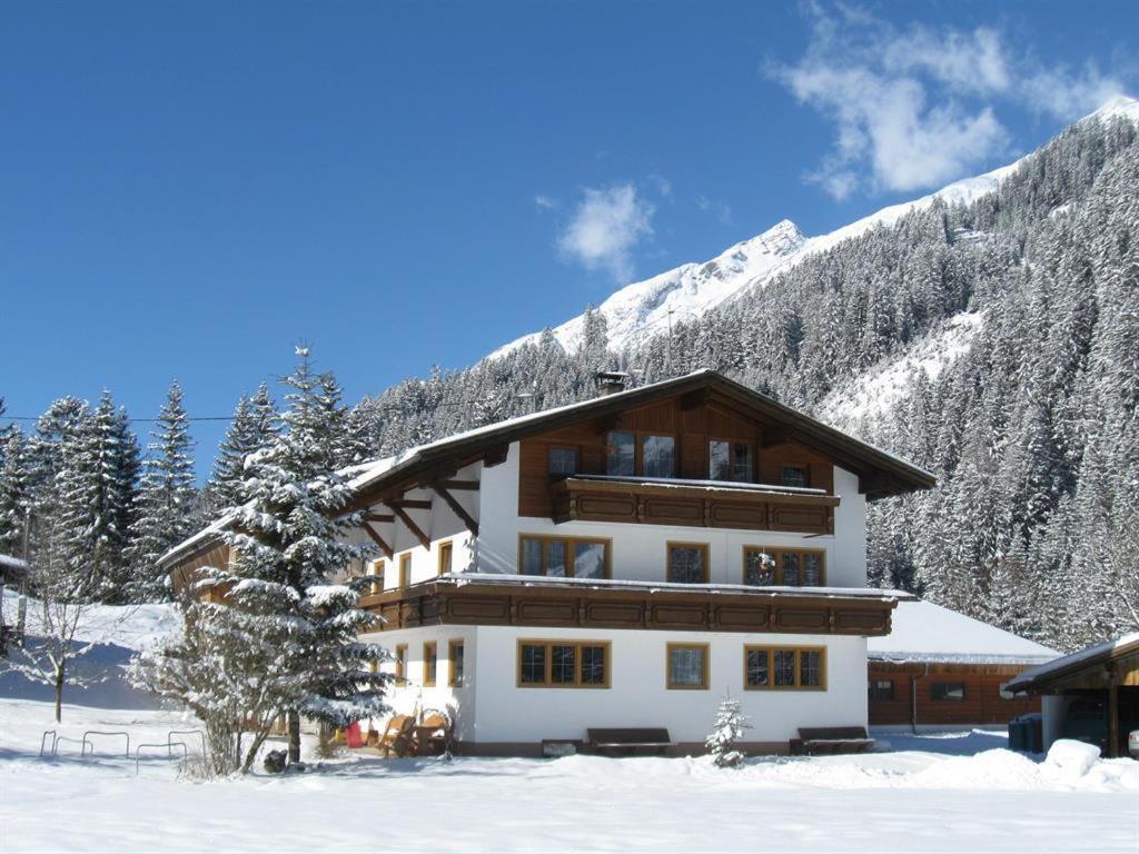 Haus Laerchenhof Farm stay